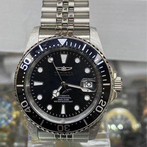 Invicta Men Size  45mm Watch , Stainless Steel  Black Band New, Stainles…